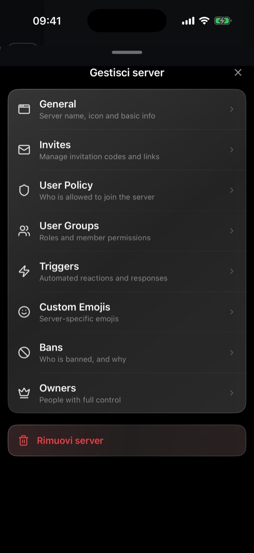 Il menu Manage Server con tutte le sezioni delle impostazioni